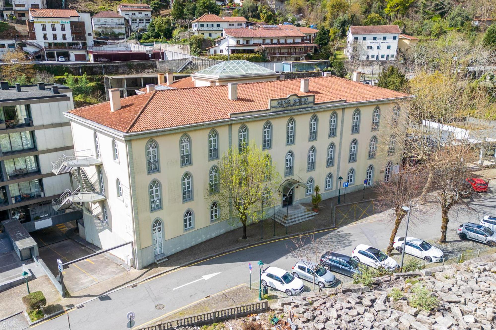 Hotel Apartamentos Geres Ribeiro Eksteriør billede