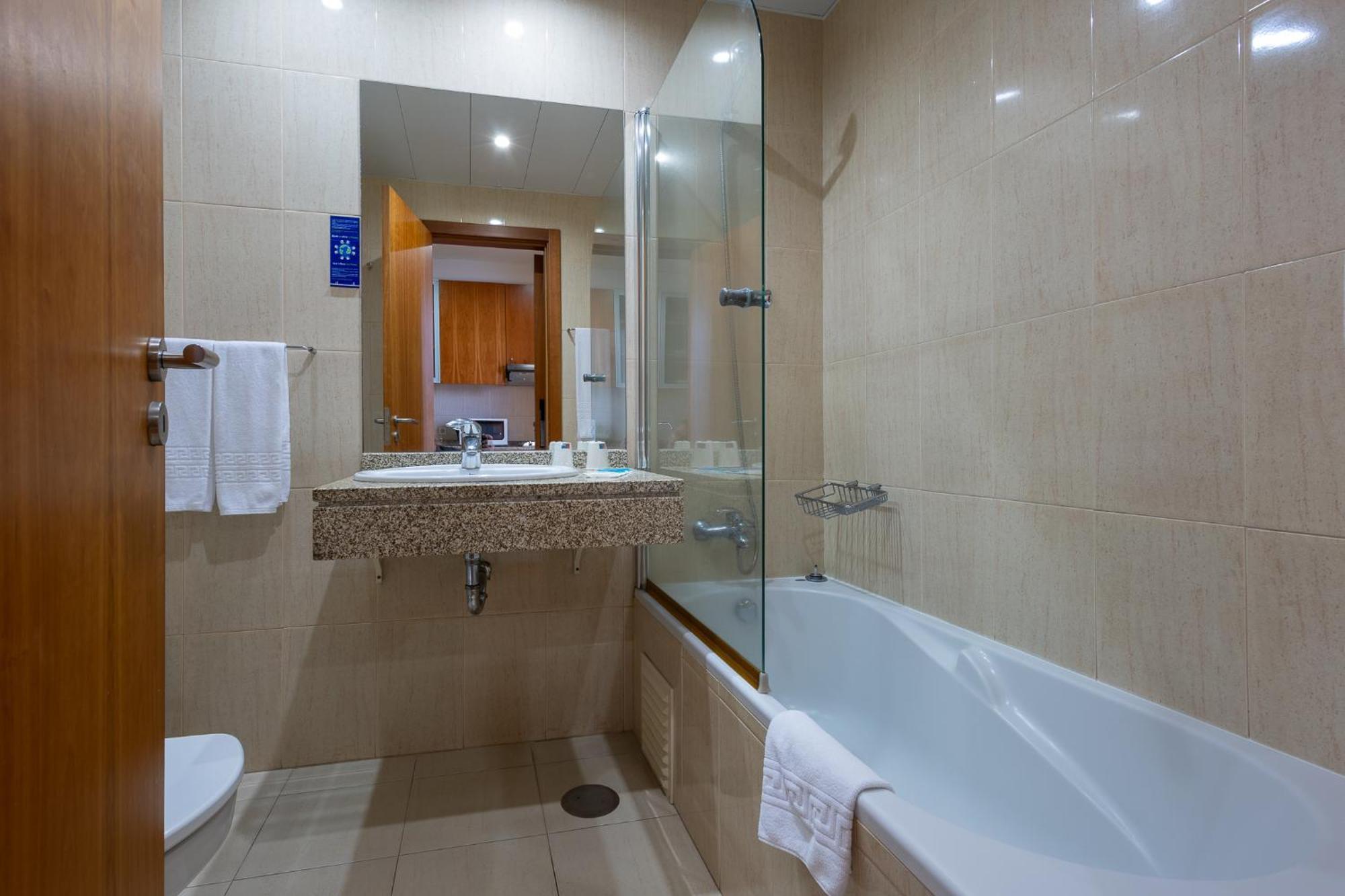 Hotel Apartamentos Geres Ribeiro Eksteriør billede