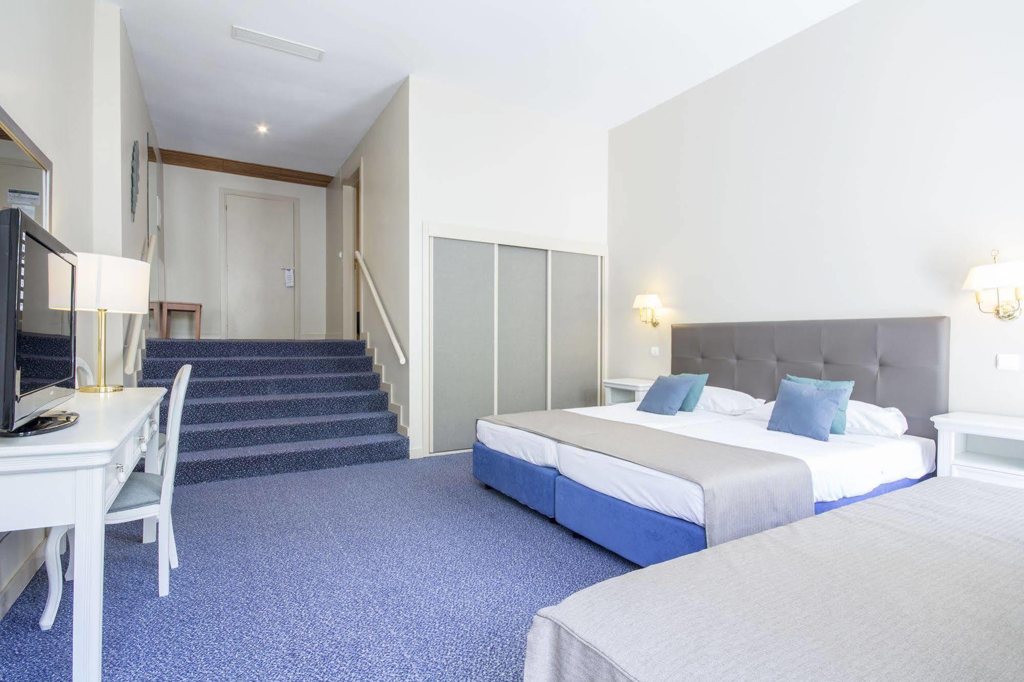 Hotel Apartamentos Geres Ribeiro Eksteriør billede